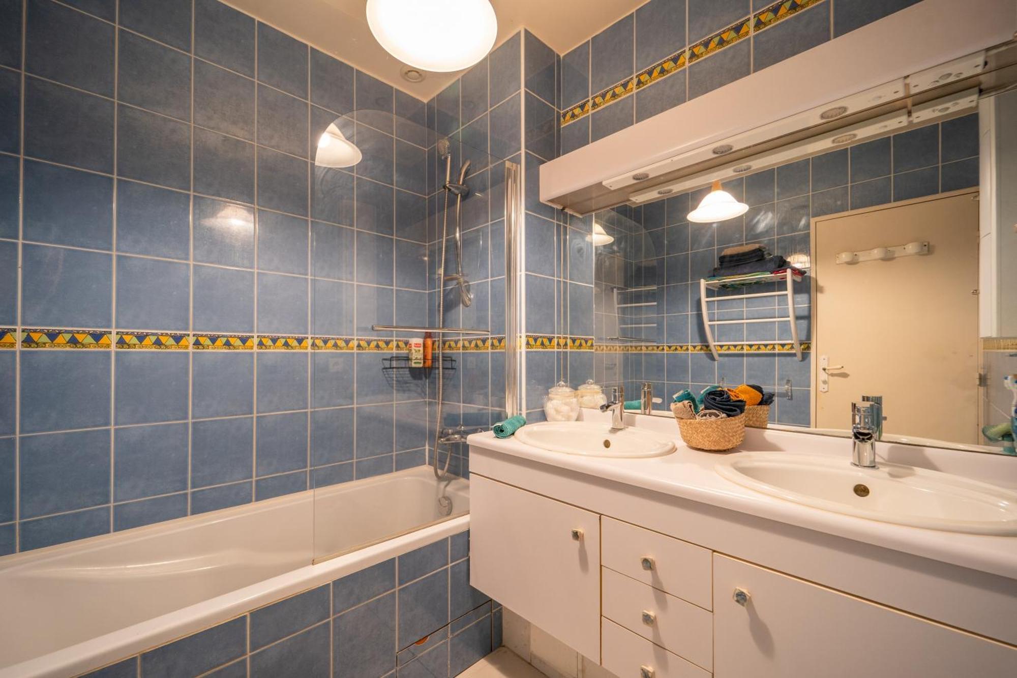 Apartamento Les Volets Bleus Rungis Exterior foto